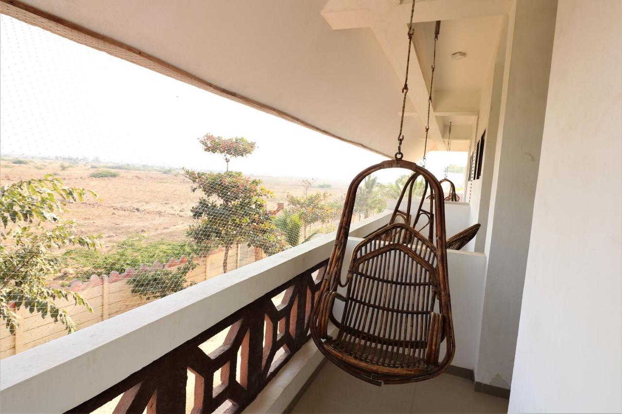Goverdhan Greens Resort Dwarka L Hotels In Dwarka Zewnętrze zdjęcie